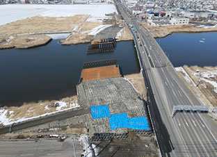 一般国道44号 釧路町 雪裡橋左岸仮橋設置工事