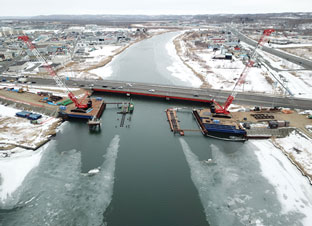 一般国道44号 釧路町 雪裡橋左岸仮橋設置工事