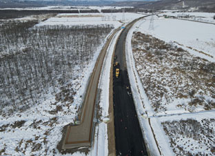 北海道横断自動車道 釧路市 湯波内改良工事