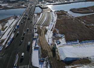 一般国道44号 釧路町 雪裡橋右岸仮橋設置工事